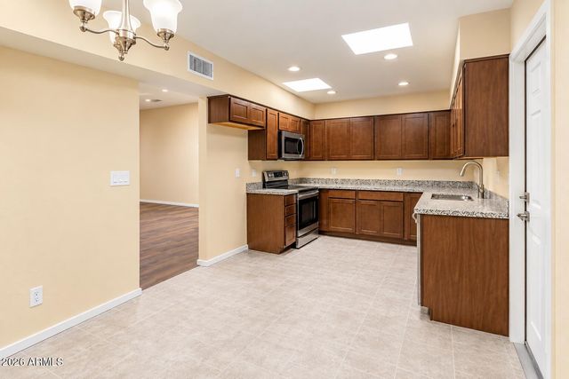 13629 N Del Webb Boulevard, Sun City, AZ 85351