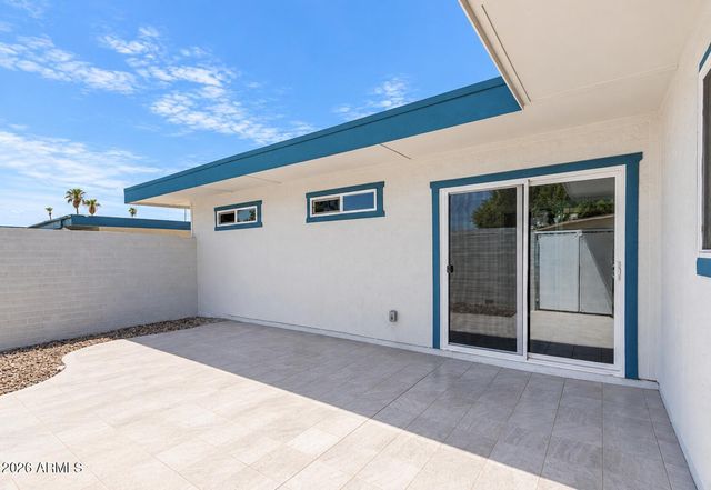 13629 N Del Webb Boulevard, Sun City, AZ 85351