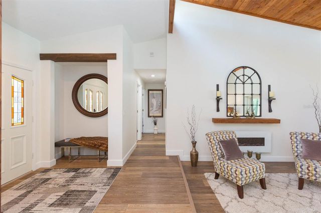 5039 BARROWE DRIVE, Tampa, FL 33624