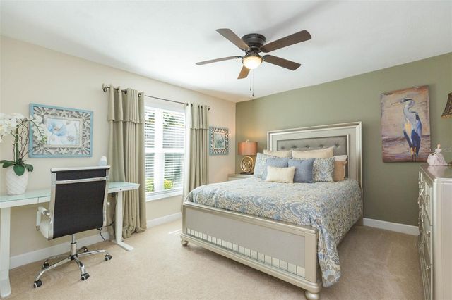 5039 BARROWE DRIVE, Tampa, FL 33624