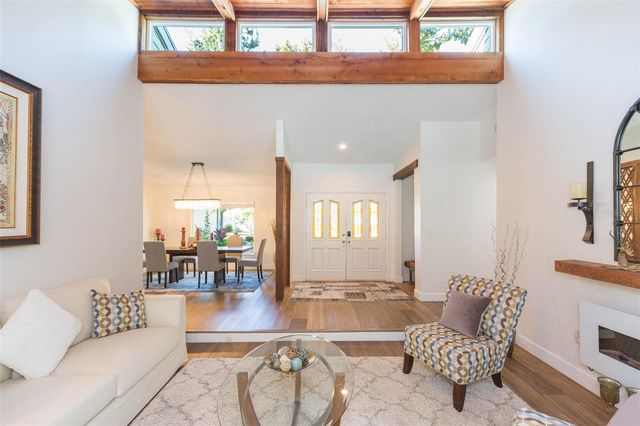 5039 BARROWE DRIVE, Tampa, FL 33624