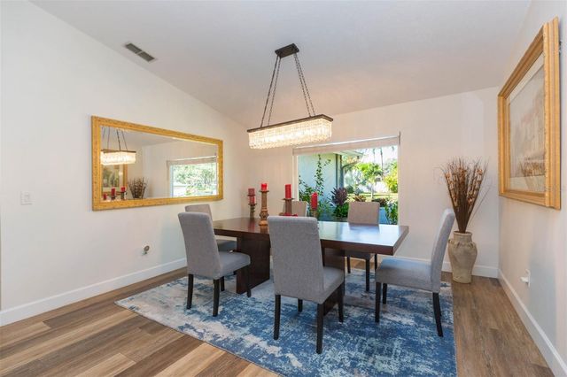 5039 BARROWE DRIVE, Tampa, FL 33624