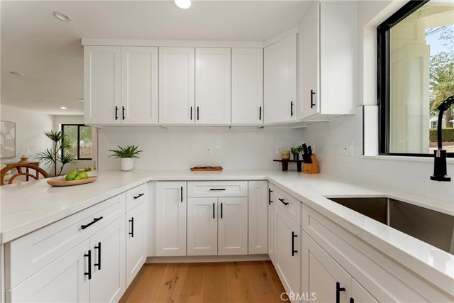 180 W Highland Avenue, Sierra Madre, CA 91024