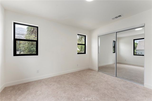180 W Highland Avenue, Sierra Madre, CA 91024