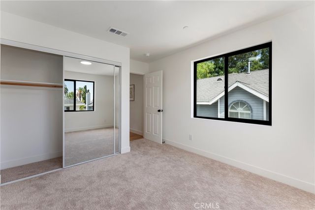 180 W Highland Avenue, Sierra Madre, CA 91024