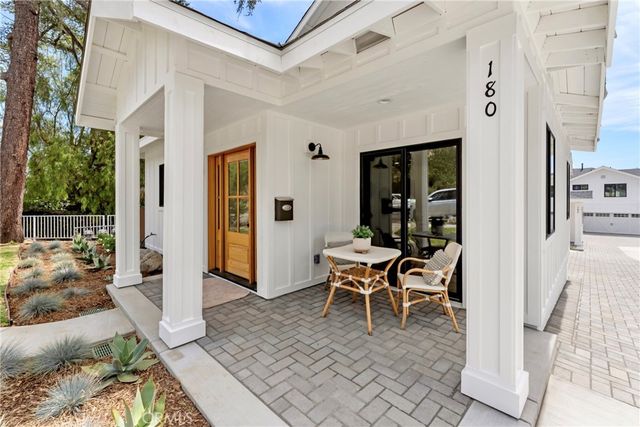 180 W Highland Avenue, Sierra Madre, CA 91024