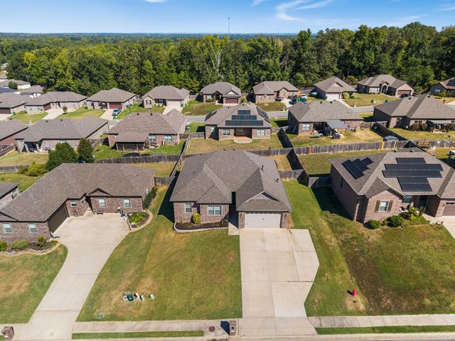 744 Mango Loop, Austin, AR 72007