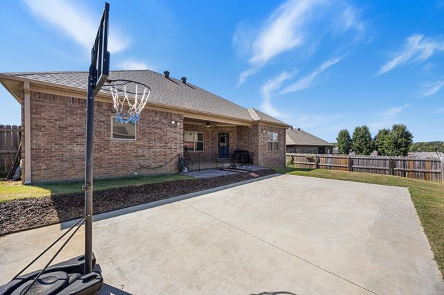 744 Mango Loop, Austin, AR 72007