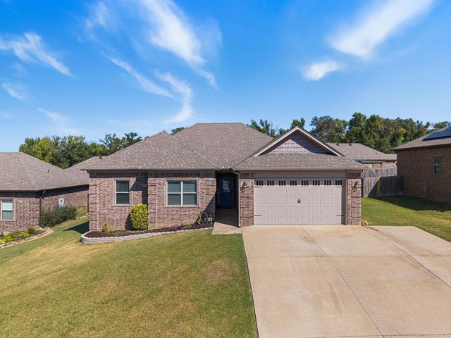 744 Mango Loop, Austin, AR 72007