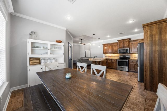 744 Mango Loop, Austin, AR 72007