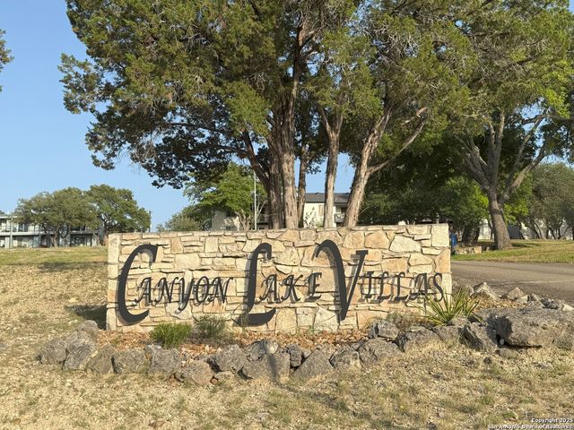 1033 Parkview Dr Apt G38, Canyon Lake, TX 78133