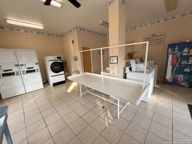 1033 Parkview Dr Apt G38, Canyon Lake, TX 78133