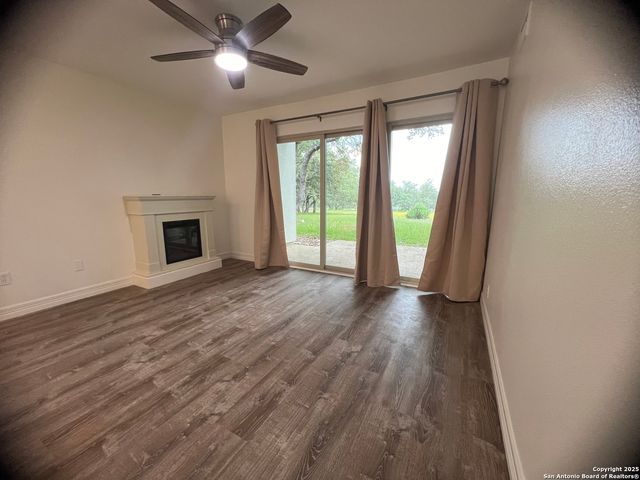 1033 Parkview Dr Apt G38, Canyon Lake, TX 78133