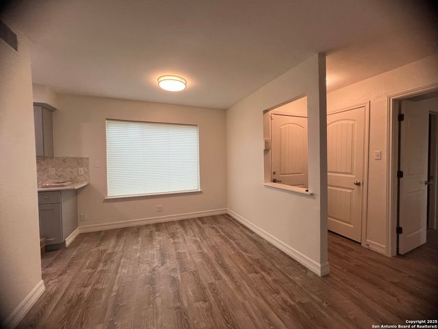 1033 Parkview Dr Apt G38, Canyon Lake, TX 78133