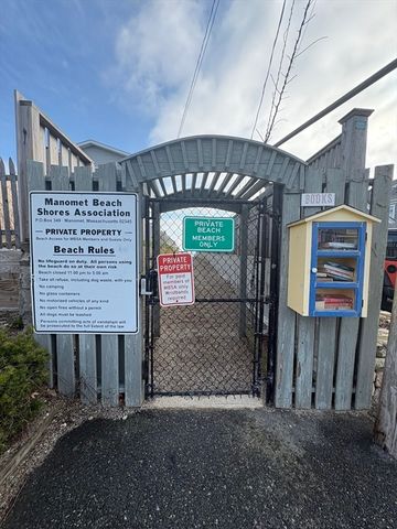 10 Manomet Beach Blvd, Plymouth, MA 02360