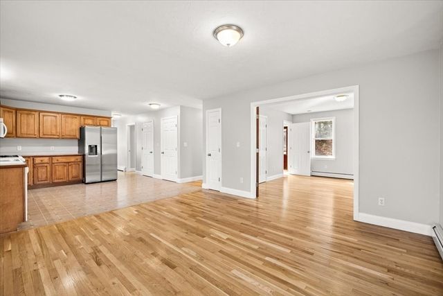 10 Manomet Beach Blvd, Plymouth, MA 02360