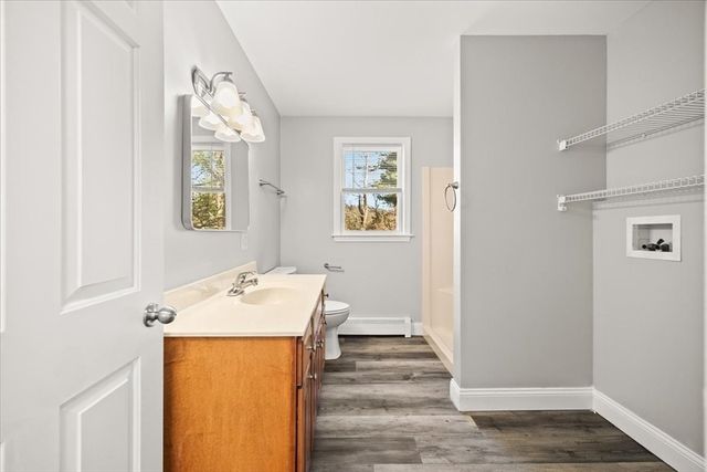 10 Manomet Beach Blvd, Plymouth, MA 02360