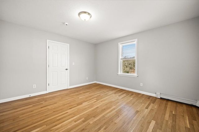 10 Manomet Beach Blvd, Plymouth, MA 02360