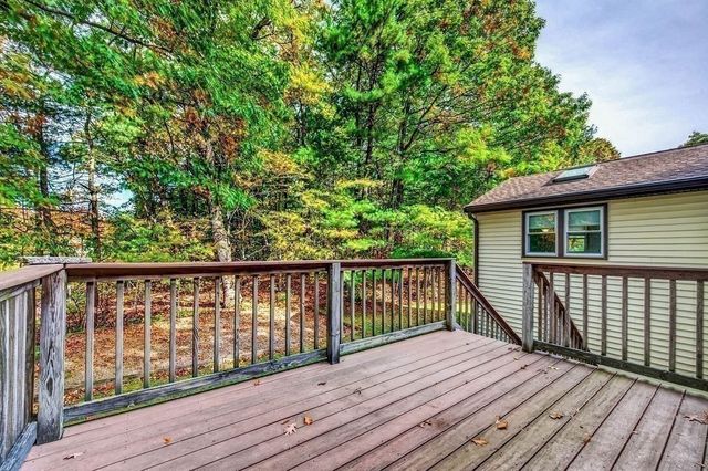166 Stearns Ave, Mansfield, MA 02048