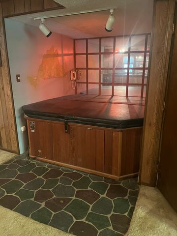 166 Stearns Ave, Mansfield, MA 02048