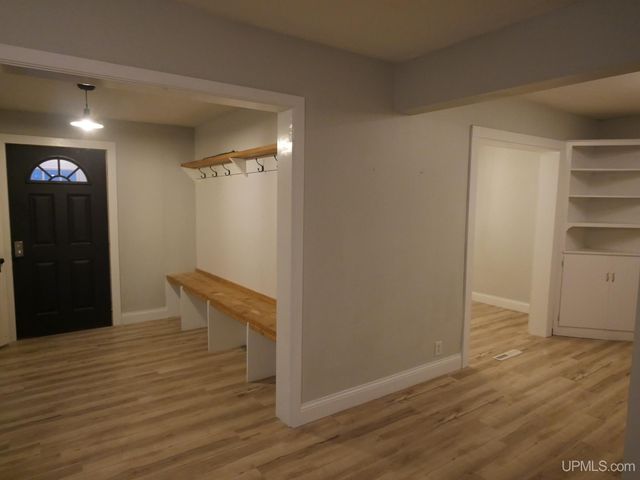 237 Kearsarge Street, Laurium, MI 49913