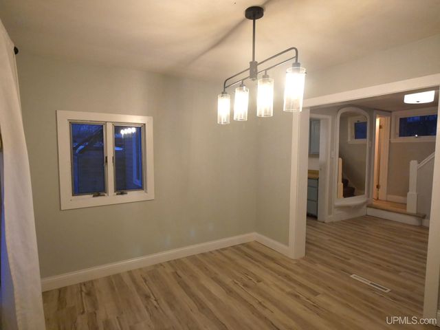 237 Kearsarge Street, Laurium, MI 49913