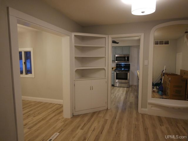 237 Kearsarge Street, Laurium, MI 49913