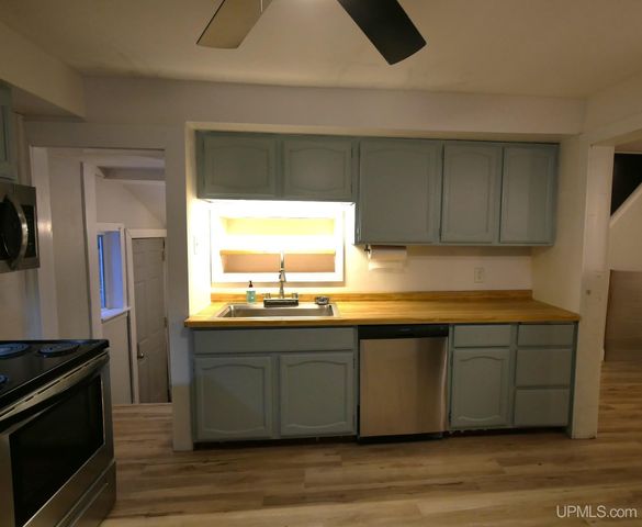 237 Kearsarge Street, Laurium, MI 49913