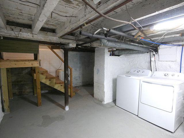 237 Kearsarge Street, Laurium, MI 49913