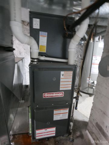 237 Kearsarge Street, Laurium, MI 49913