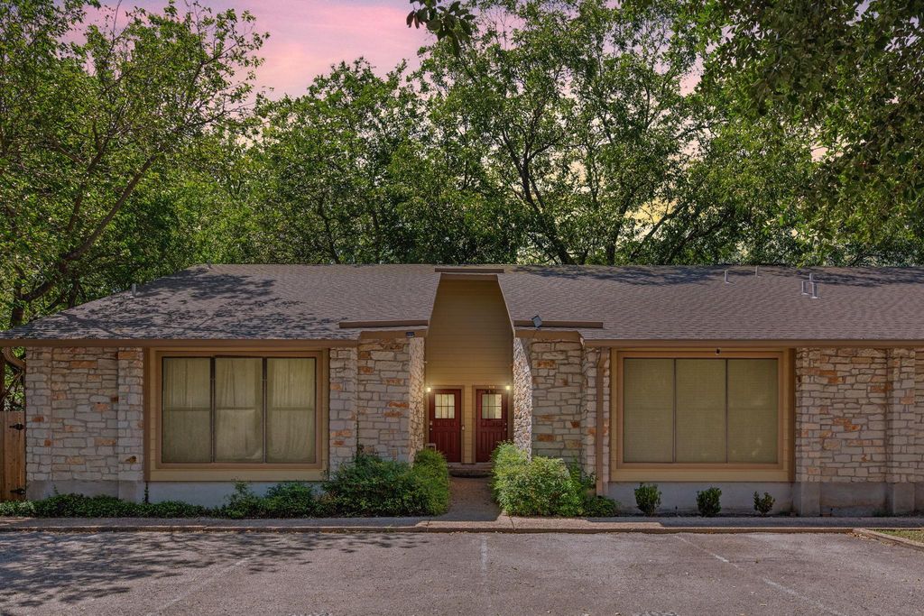 5107 Leralynn ST 203, Austin, TX 78751