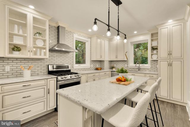 3436 17TH ST NW, Washington, DC 20010