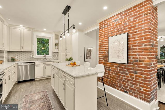 3436 17TH ST NW, Washington, DC 20010