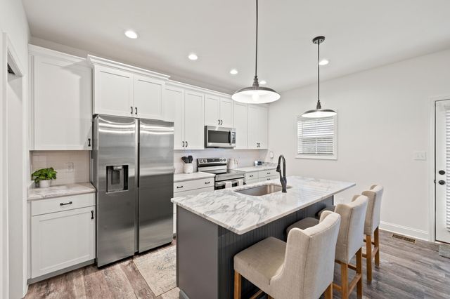 121 Winners Circle, Nicholasville, KY 40356