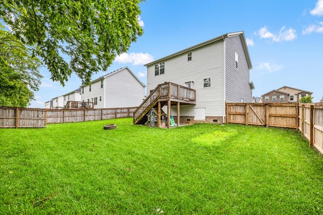 121 Winners Circle, Nicholasville, KY 40356