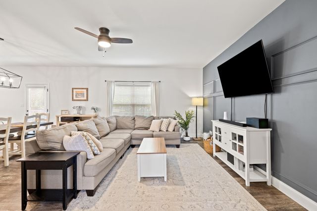 121 Winners Circle, Nicholasville, KY 40356