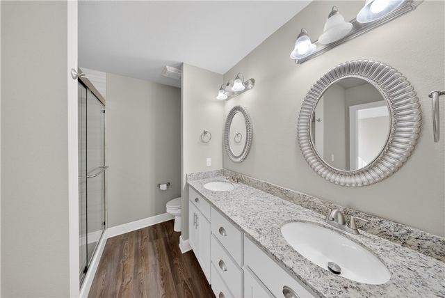 1737 Charismatic Drive, Prairie Grove, AR 72753