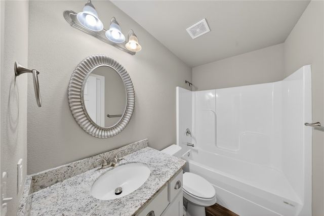 1737 Charismatic Drive, Prairie Grove, AR 72753