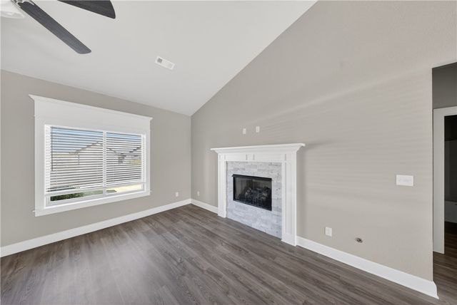 1737 Charismatic Drive, Prairie Grove, AR 72753