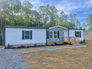 2706 Sowers Road, Linwood, NC 27299