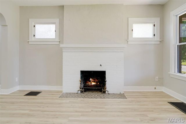 24 S 95th Street, Belleville, IL 62223