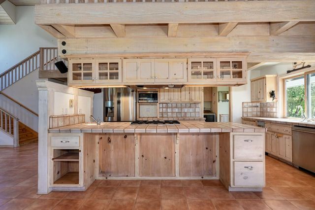 560 Oak View Ct, Pilot Hill, CA 95664