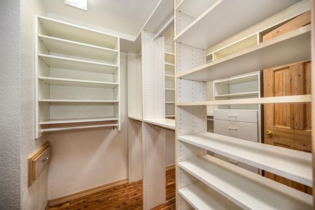 560 Oak View Ct, Pilot Hill, CA 95664