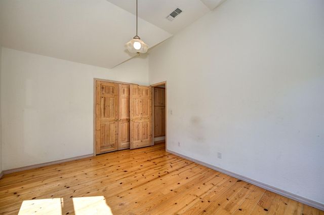 560 Oak View Ct, Pilot Hill, CA 95664