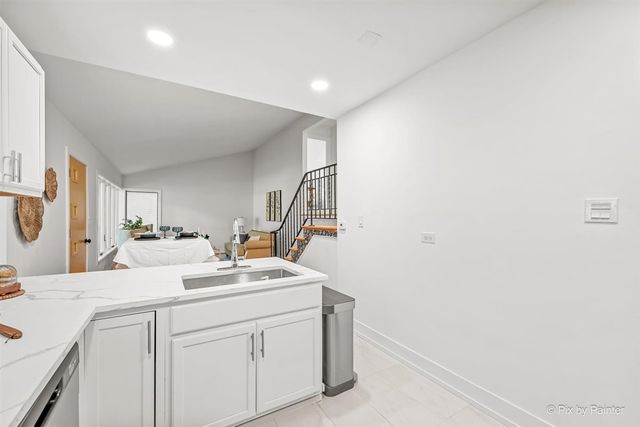 714 Western Avenue, Glen Ellyn, IL 60137