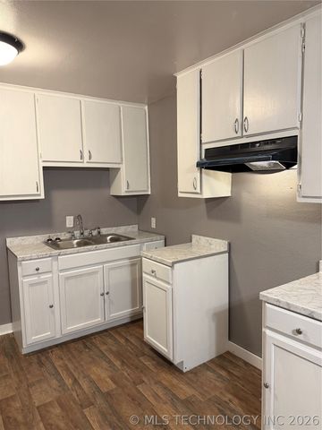 305 P SW, Ardmore, OK 73401