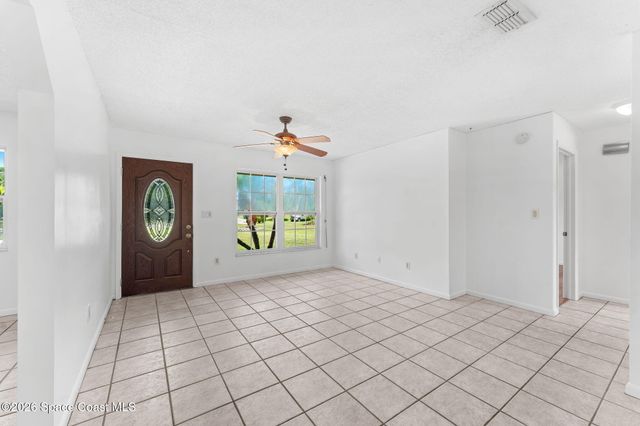 206 Ritter Avenue NE, Palm Bay, FL 32907