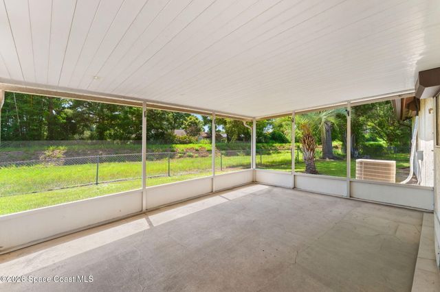 206 Ritter Avenue NE, Palm Bay, FL 32907