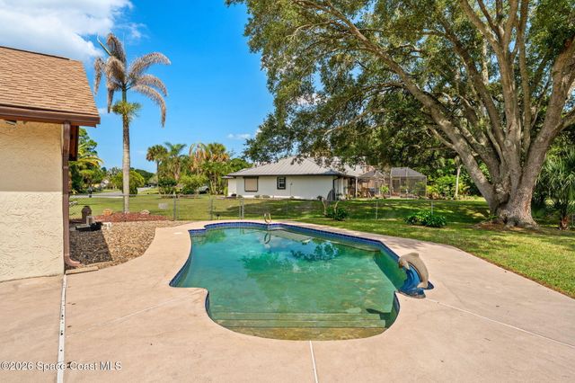 206 Ritter Avenue NE, Palm Bay, FL 32907