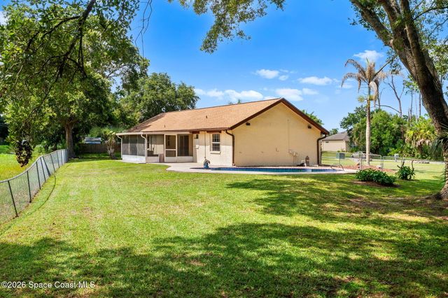 206 Ritter Avenue NE, Palm Bay, FL 32907